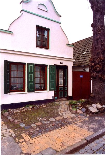 Alexandrinenstraße in Warnemünde bei Rostock an der Ostsee - Mecklenburg-Vorpommern